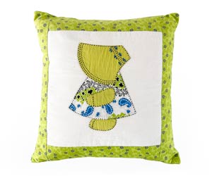 Farmhouse Style: Sun Bonnet Sue Pillow